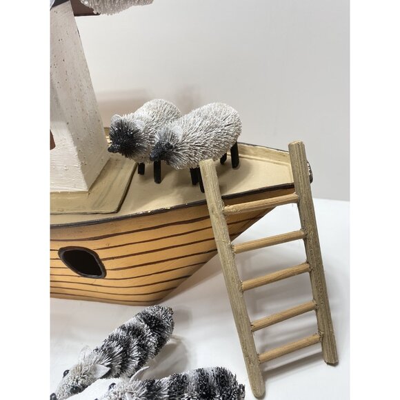 Noah’s Ark Tin boat Ark with Animals and ladder Decoration Brand New - Picture 5 of 15